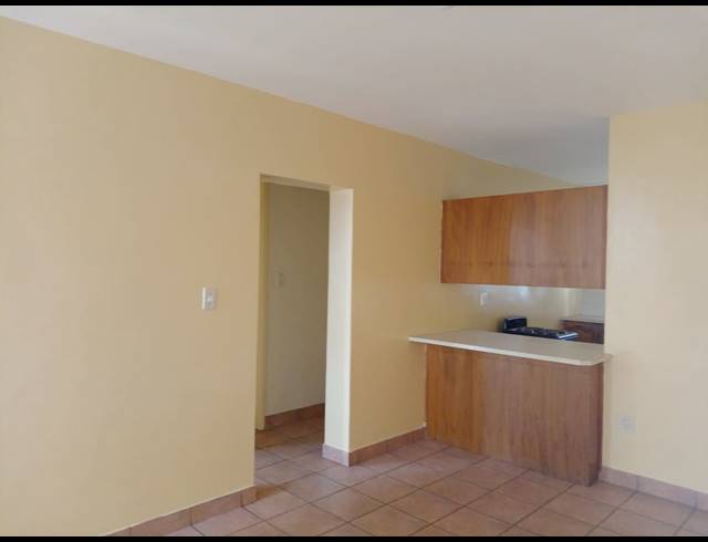 2 BEDROOM APARTMENT FOR SALE IN VANDERBIJLPARK CW 3